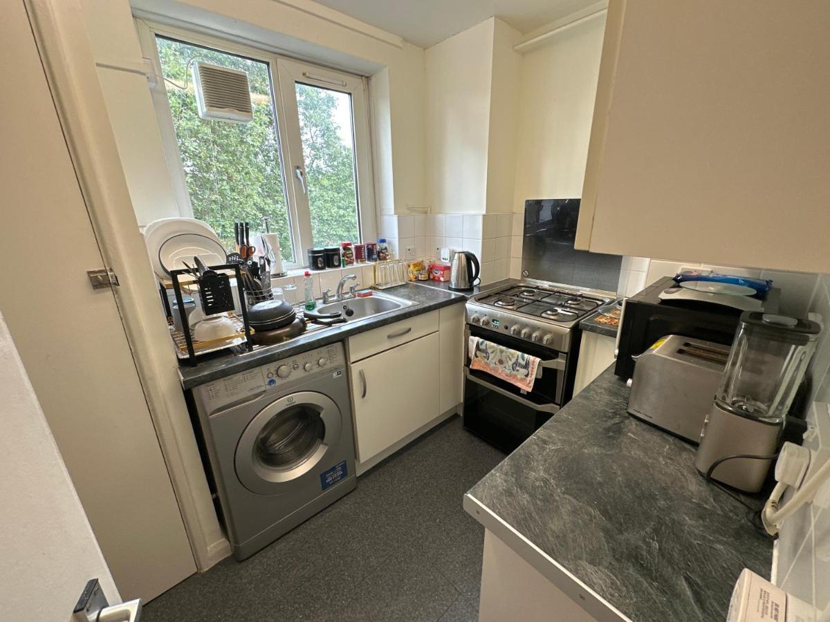 Cozy Room In Shared Home Near Canary Wharf Лондон Экстерьер фото